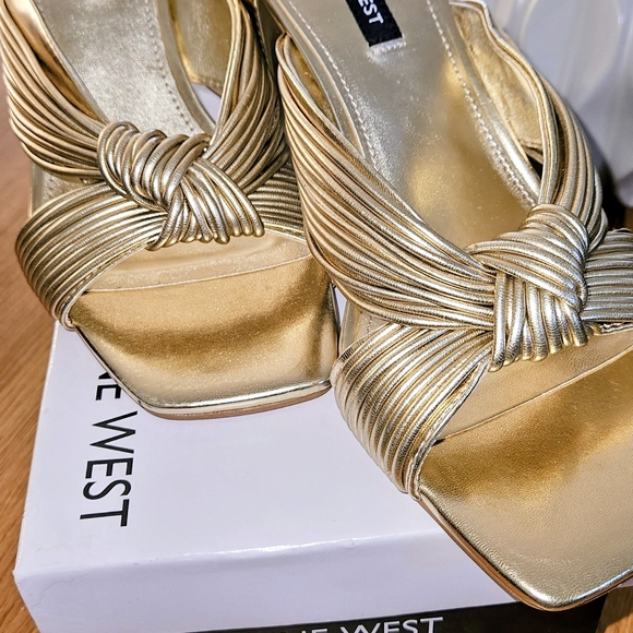 Nine West Shoes - Nine West Gold Knotted Slingback Platform Heels